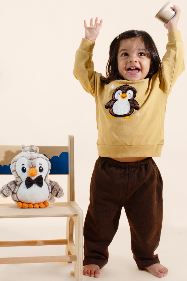 Toffee Hugs Penguin Snuggle Set (Toy included)