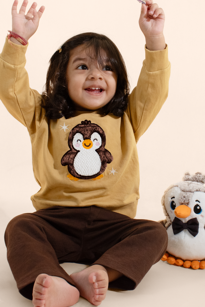 Toffee Hugs Penguin Snuggle Set (Toy included)