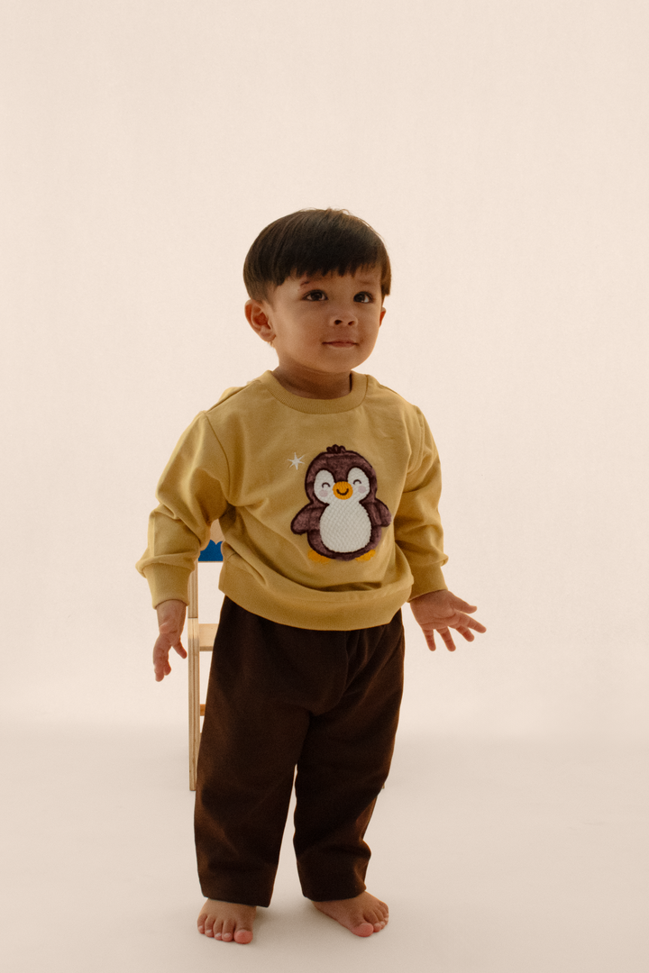 Toffee Hugs Penguin Snuggle Set (Toy included)