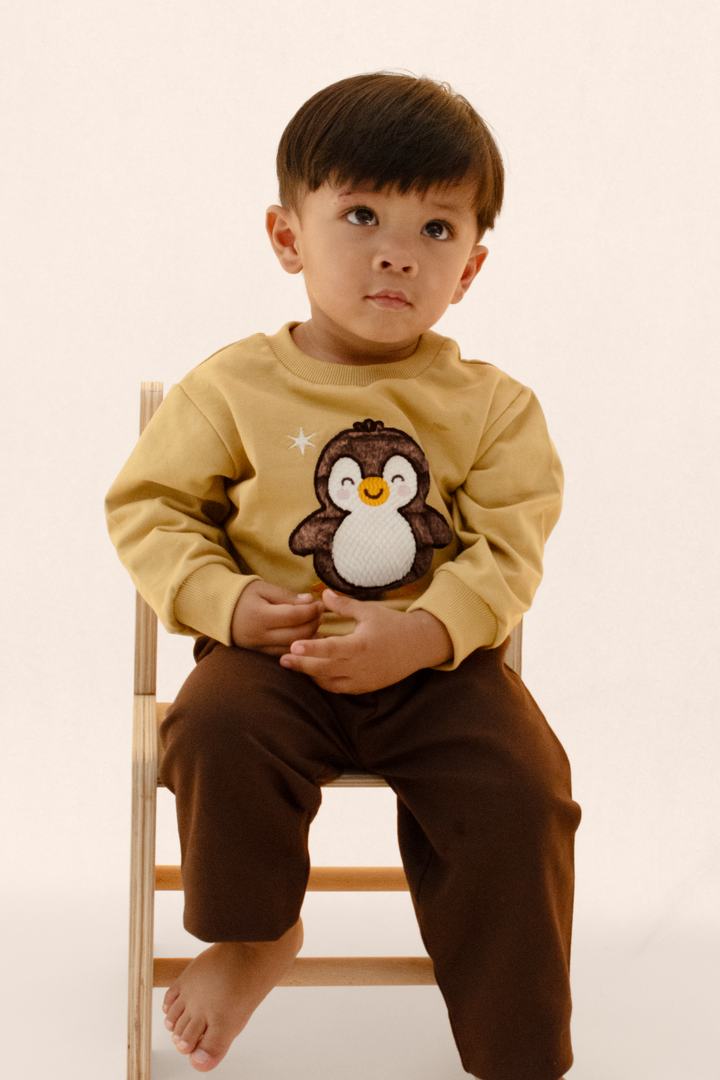 Toffee Hugs Penguin Snuggle Set (Toy included)