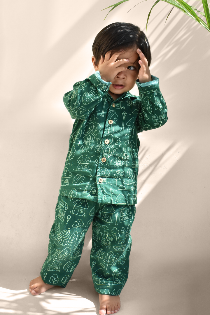 I-Spy Night Suit Woodland Village