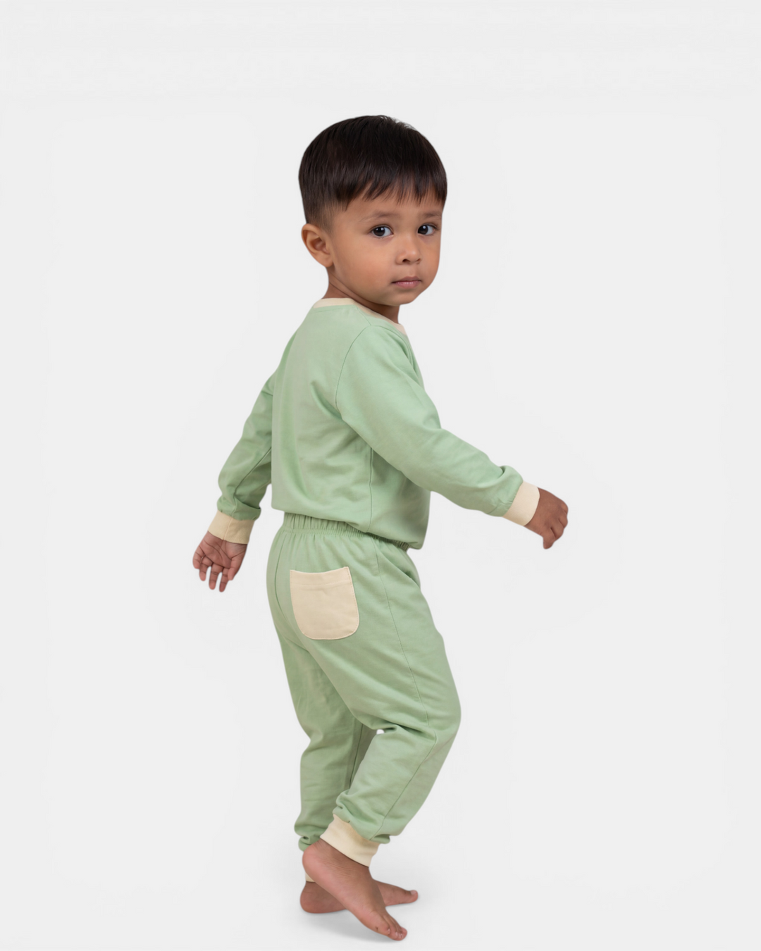 Meadow Mist – Soft Basics Night Suit 🌿